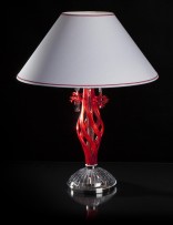 Rote Tischlampe mit Glaskorallen