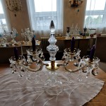 Dekorativer teresianischer Kerzenhalter mit Kristallspitze