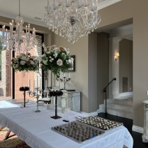 Kristallkronleuchter und Lampen für den Hochzeitssalon