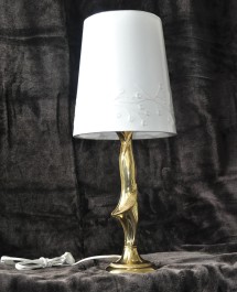 1 Glühbirne Tischlampe aus gegossenem Messing mit weißem Textil-Lampenschirm