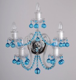 5-armige Kristall-Wandleuchte mit aquamarinblauen geschliffenen Kristallkugeln