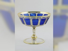 Blau getäfeltes Kunsttrinkglas Egermann