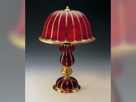 Luxuriöse rubinrote Tischlampe mit Goldverzierung