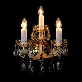 Maria Theresia Wandleuchte mit drei Glühbirnen und einer Glasabdeckung einer Messingschale, die die elektrischen Kabel verdeckt (Licht an)