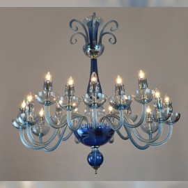 Blaue Kronleuchter aus glattem Glas, verziert mit Ätzungen im Murano Stil