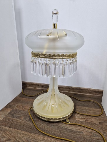 Lampe aus massivem, sandgestrahltem Glas mit tiefen, von Hand geschliffenen