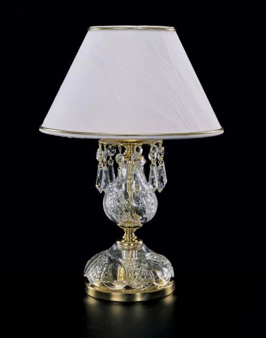 Dekorative Lampe mit dem weißen Lampenschirm