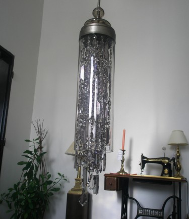 Design-Kronleuchter aus rauchfarbenem Kristallglas und geschliffenem Kristall.