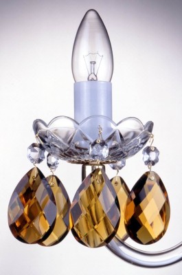 Milchglas & Bernsteinfarbene Mandeln