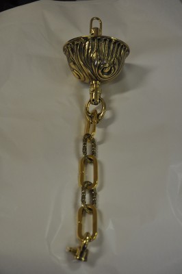 Deckenbaldachin aus Messingguss und Kette