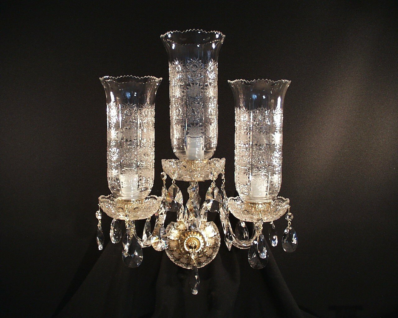 Crystal wall light with cut vases PK500 lace hand cut